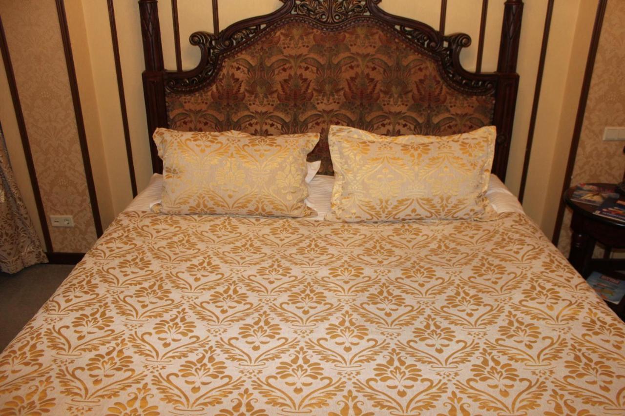 Vintage Boutique Hotel Astana Ngoại thất bức ảnh