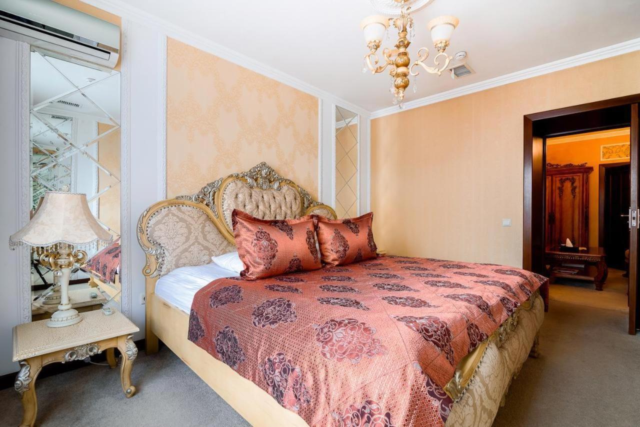 Vintage Boutique Hotel Astana Ngoại thất bức ảnh