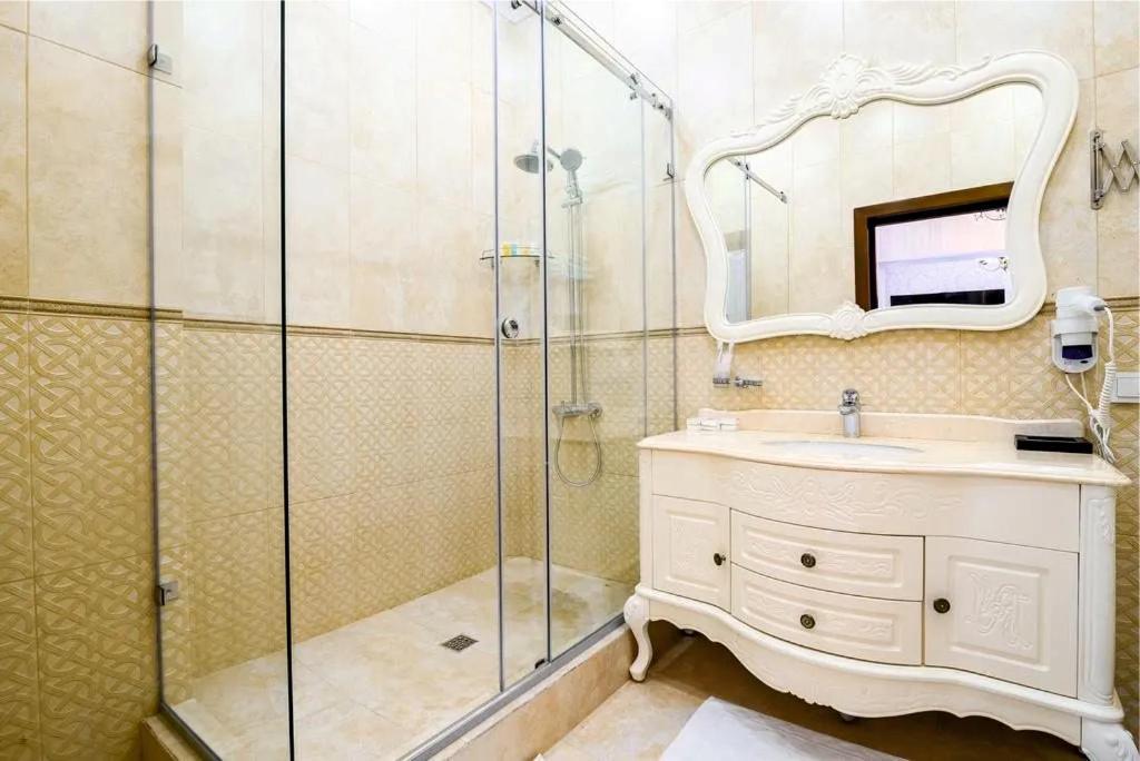 Vintage Boutique Hotel Astana Ngoại thất bức ảnh
